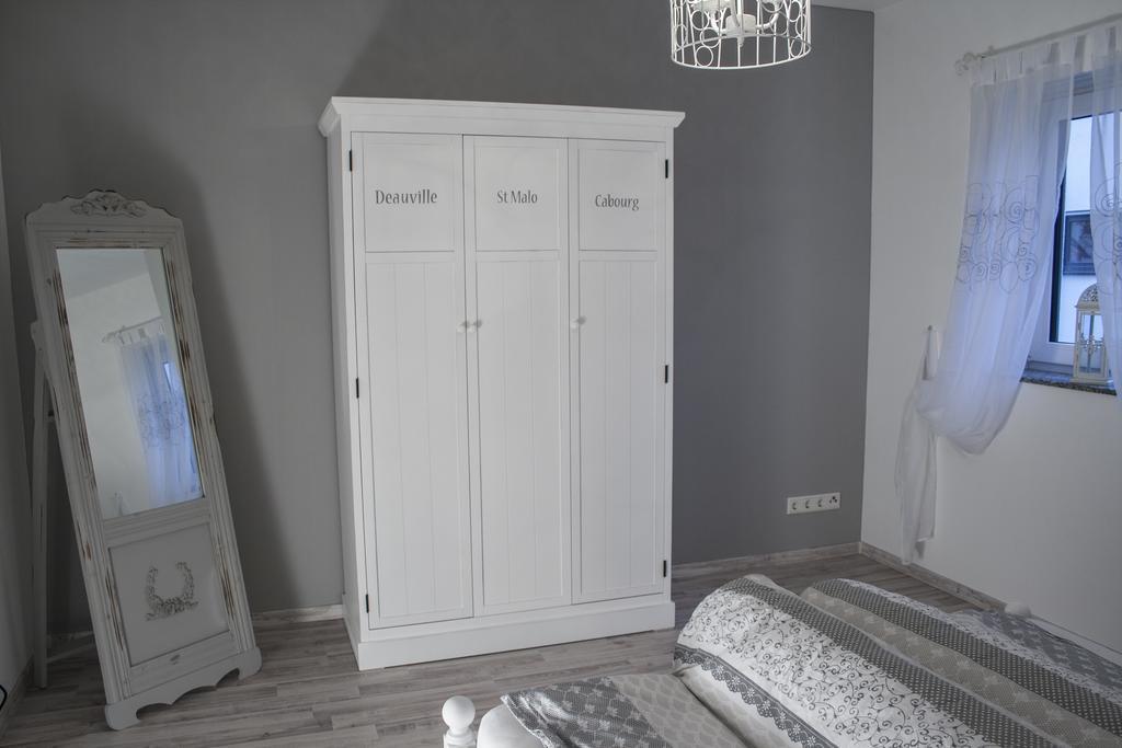 Ferienwohnung Viva La Vida Bendorf Luaran gambar